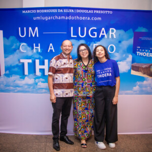 Lançamento do Livro “Um lugar chamado Thoera”
