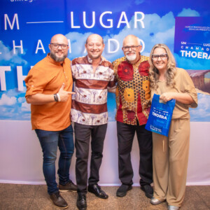 Lançamento do Livro “Um lugar chamado Thoera”