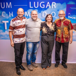 Lançamento do Livro “Um lugar chamado Thoera”