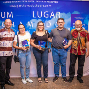 Lançamento do Livro “Um lugar chamado Thoera”