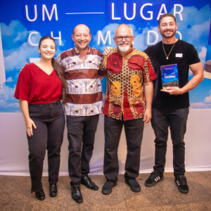 Lançamento do Livro “Um lugar chamado Thoera”