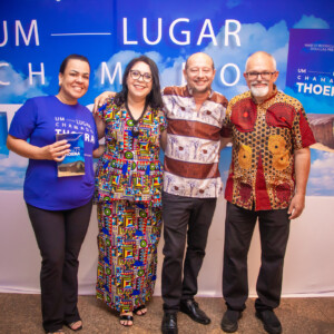 Lançamento do Livro “Um lugar chamado Thoera”