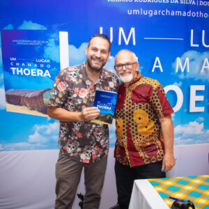 Lançamento do Livro “Um lugar chamado Thoera”