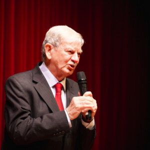 Lançamento do Livro “Um lugar chamado Thoera”