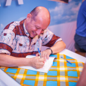 Lançamento do Livro “Um lugar chamado Thoera”